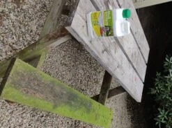 MossOff Chemical Free Multi Surface 5L - Clears Moss & Algae On Hard Surfaces -Garden & Outdoors Shop bench